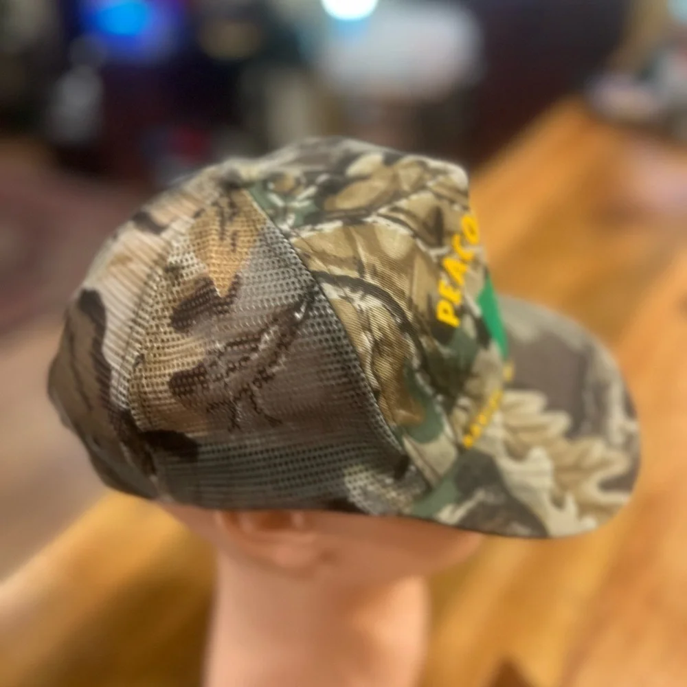 VINTAGE Peacock Oil Company SnapBack